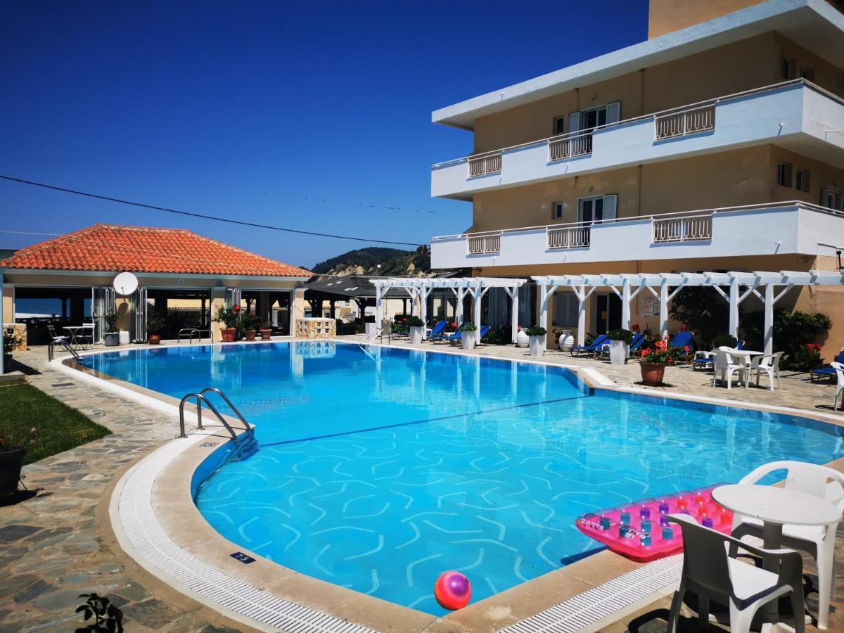 Nafsika Hotel Agios Stefanos Avliotes  ภายนอก รูปภาพ