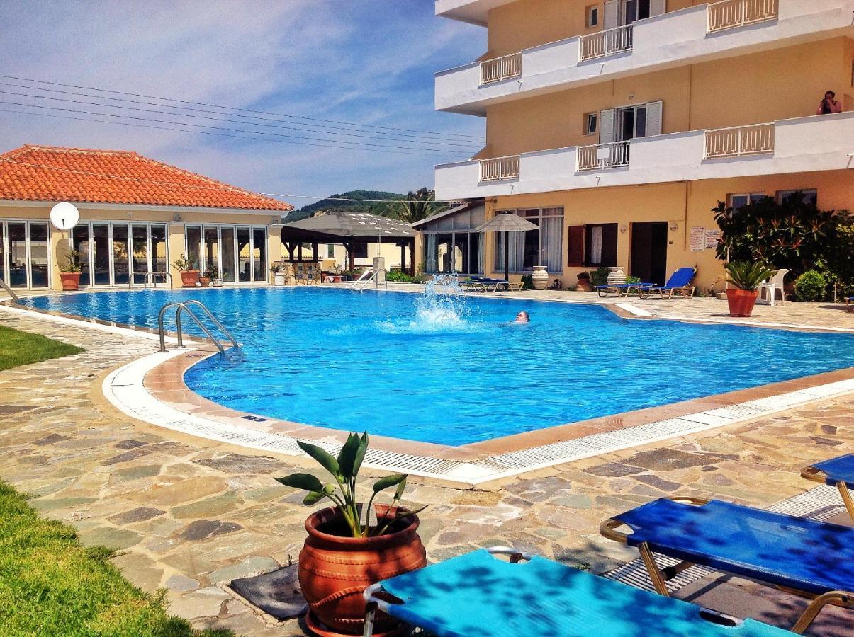 Nafsika Hotel Agios Stefanos Avliotes  ภายนอก รูปภาพ